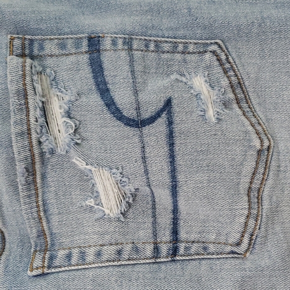 American Eagle high rise distressed denim mini skirt - Picture 9 of 13